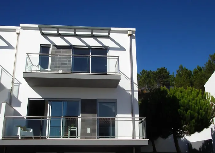 Near Sao Martinho Nyaraló Salir de Porto